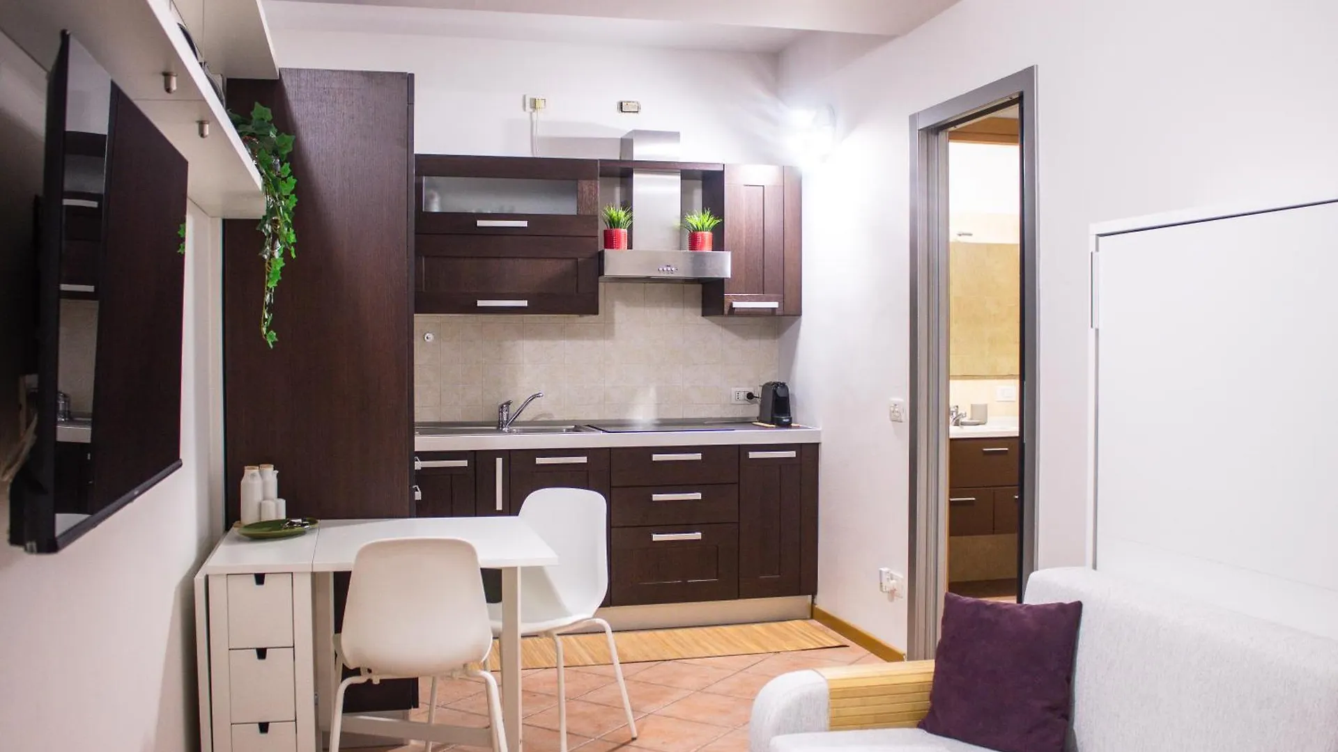 Urban Living - Navigli Bocconi Apartment Milan